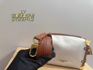 Side Trunk Gu Ailing Box Bag LV Dune Colorway Battle Outfit So Beautiful The color scheme of the dun