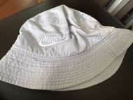 Nike 漁夫帽