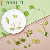 DANILO 30pcs Green Transparent Leaf Shape Beads, Leaf Shape Acrylic Beads Green Acrylic Leaf Beads, 