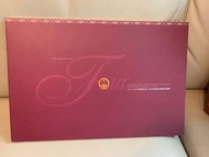中華人民共和國第四套人民幣連體鈔四連張珍藏冊 The Booklet of the Four note-linked Sheet of the Fourth Set of Renminbi of Th