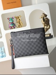 全新🌸Louis Vuitton LV POCHETTE VOYAGE 棋盤格手拿包