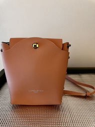 Lancaster Paris 啡色水桶袋