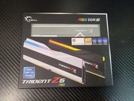 芝奇G.SKILL幻鋒戟 RGB 16Gx2 雙通道 DDR5-7600 CL36