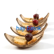 Cake plate, coconut shell plate, coconut shell plate