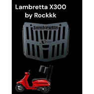 Long sport Rear Rack Lambretta X300 ((Pattern X 300)) (BW)