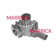 Forklift 7FD10-25 2.5L 1DZ water pump Aisin Japan