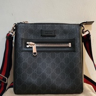 Sling bag (tas selempang) Gucci pria 100% original