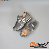2002 R Light Grey & All Colors Men's Sneakers 100% Bnib