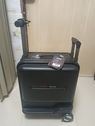 BEKE 黑色多功能電動行李箱 喼