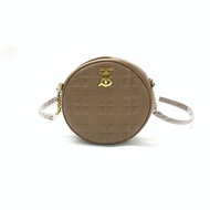 BURBERRY 奶茶色 louise 圓餅 羊皮 肩背包