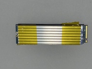 TOSHIBA 256GB M.2 NVMe SSD連散熱片