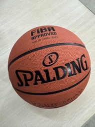 SPALDING TF-150 Varsity FIBA 5 號膠籃球