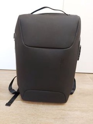 台灣品牌Bange黑色防水背包