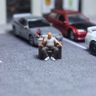 MINIATURE FIGURE SCALE 1/ DIORAMA DIECAST SITTING PEOPLE