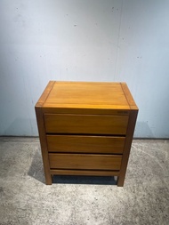 【新竹二手家具】推薦永茂2手傢俱中古家電買賣*B041112*詩肯柚木床邊櫃*臥室家具 床頭櫃 床頭片 床墊 床箱 床架 掀床 梳妝台 矮桌 斗櫃 衣櫃