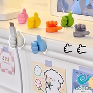 GotGo 10 pcs คลิปตะขอแขวนติดผนัง อเนกประสงค์ รูปนิ้วโป้ง  จัดส่งแบบคละสี Home Storage Hooks