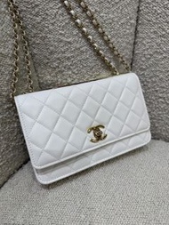 未使用品 Chanel WOC 白色 羊皮 彩色 搪瓷 logo