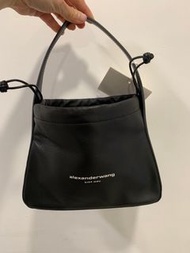 Alexander Wang 羊皮腋下包