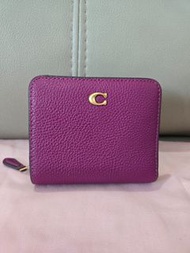 Coach wallet,銀包， 紫色， bifold wallet 專門店款， retail, purple,有單