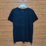 kaos hitam polos v neck SPAO size M kaos murah bagus casual