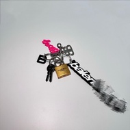 2025 Niche Rodeo Keychain Bag Pendant New Letter Lock Pendant Pendant Metal Key Lock