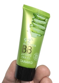 บีบีครีม Tanako BB Cream Aloe Vera  ผสมสารสกัดว่านหางจระเข้ 92% T5522B