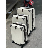 REMOWA suitcase with aluminum frame, high quality anti-breakage, anti-theft zipper, size 20 inches, 