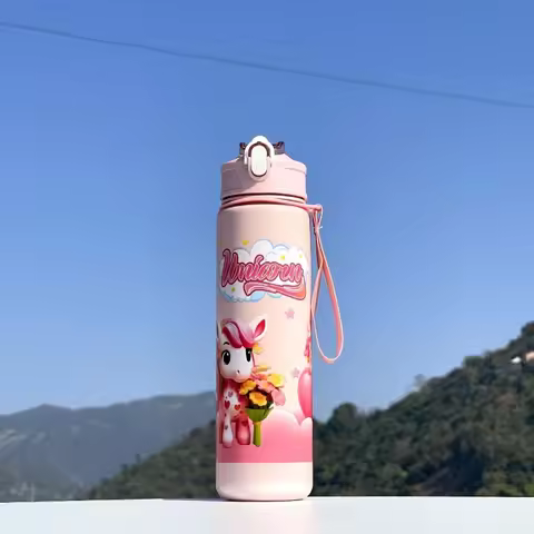 Solid Color pony Water Bottle 750ML with Straw Cute Cartoon Water Cup for Kids camp Drink Bottle