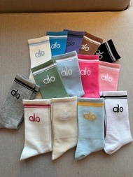 alo UNISEX THROWBACK 長筒運動襪 | 戶外健身跑步瑜伽純棉百搭男女襪