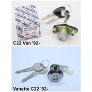 Nissan Vanette C22 / C22 Van 92- Trunk Lid Lock with Key | OE Part Number : 84660-16C27 / 90600-G512