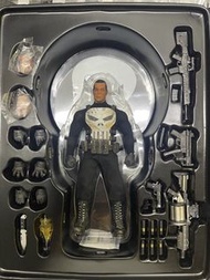Mezco One:12 Punisher