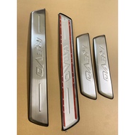A1 Hilux door sill cover 2015-2025 latest form. Stainless steel foot step brace 8 pieces A2