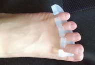 Silicone hallux valgus fixed overlapping toe separator feet bone separators toe toe separator packag