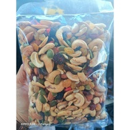 MIX NUTS/KACANG CAMPUR (500G RM32)