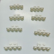 Lego 1x4 bracket white