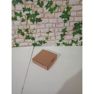 / cardboard,/ box, pizza box, UK 8x10x2 cm, accessory box, gift box, starter card box and similar to