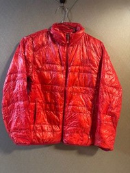 The north face 紅色羽絨外套