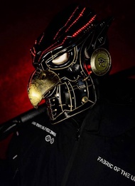 賽博朋克鷹面具  黑色與金箔搭配 RGB 燈效  賽博風鳥類角色扮演