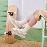 Giày Cricket nữ sóng Xtep 976118310012