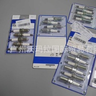 8692071Spark Plug Suitable for Volvo S60/V70/S80/C70/XC90 A Set of 5 Pieces Large Quantity Discount
