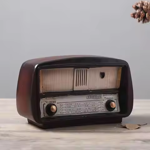 Vintage Radio Ornament Desktop Decor Gift Radio Model Statue