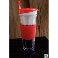 7-Eleven 7-Eleven Glass Can Be Used With Both Water And Hold Food.