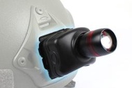 【快易購】戰術頭盔專用Q5 LED 手電筒頭燈含轉接座 (Fast/Mich/M88/OPS盔可用)照明燈 頭盔燈