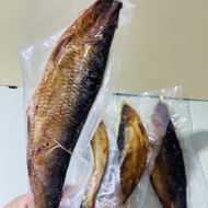 Russian Flavor Smoked Sardines Smoked Fish Snacks Snacks Ready Stock Instant 250g About 4.17