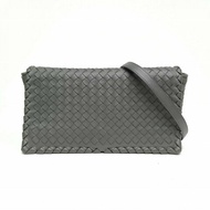 BOTTEGA VENETA 灰色牛皮革Olimpia編織翻蓋斜挎包肩背包