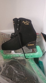 Edea Overture 黑色冰鞋