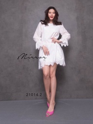 (นางแบบใส่ชุดขาย) SW Dolly DoLL CuTE DreSS เดรสผ้าลูกไม้ฉลุ เดรสลูกไม้แขนจั้ม เดรสสั้นดีเทลน่รัก สะโ