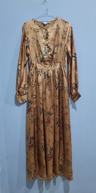 Hanna Dress Ainayya.id Preloved size S - Golden brown