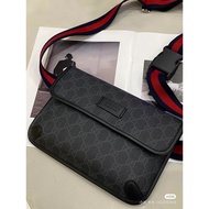 GUCCI GUCCI Waist Bag Black Men's Bag Wallet Messenger Bag Travel Bag 9I4I