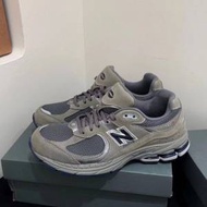 New Balance 2002R 復古跑步鞋 經典灰 男女同款